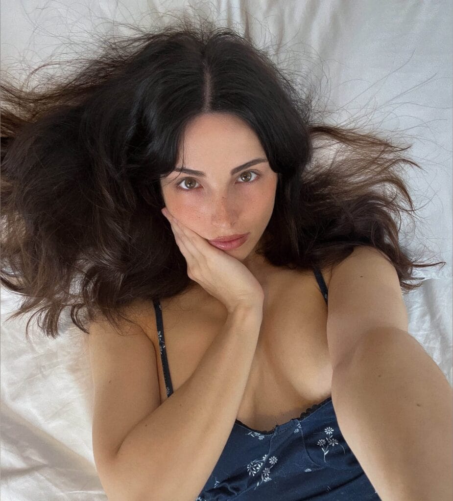 Photo of Liz , creator on OnlyFans with exclusive content
